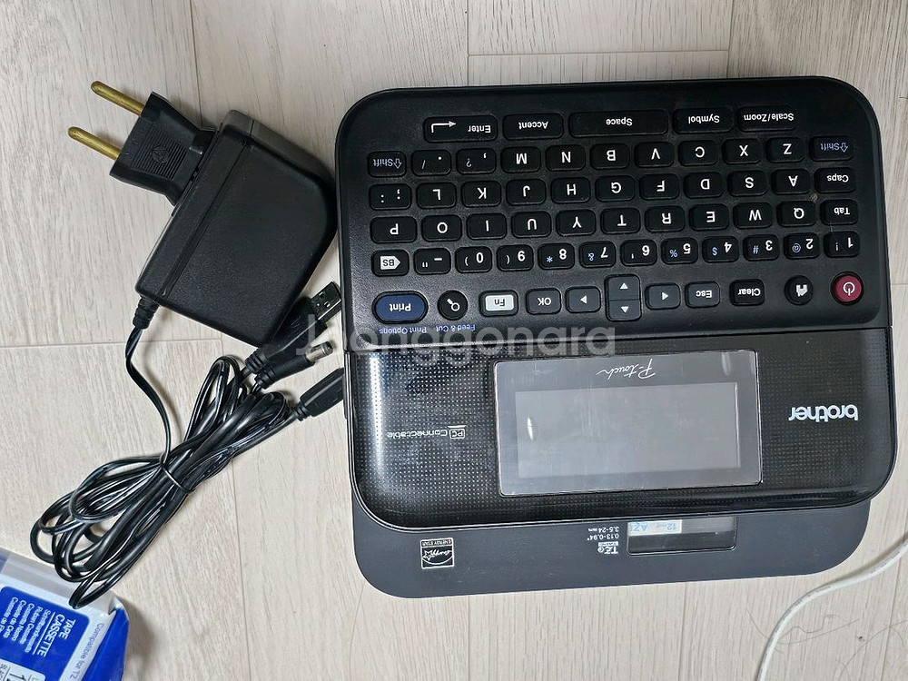 부라더 라벨프린터 pt d600 + 테이프 20여개--5