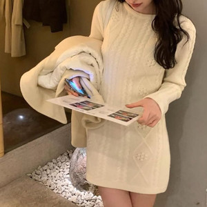 르플레인 리벳니트원피스 새상품