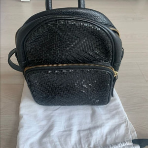 앤아더스토리 미니백팩