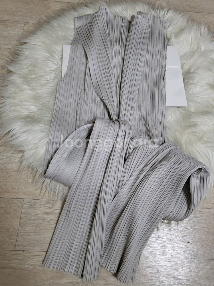 플리츠플리즈 베스트 민소매 롱 가디건 라이트그레이 3--1