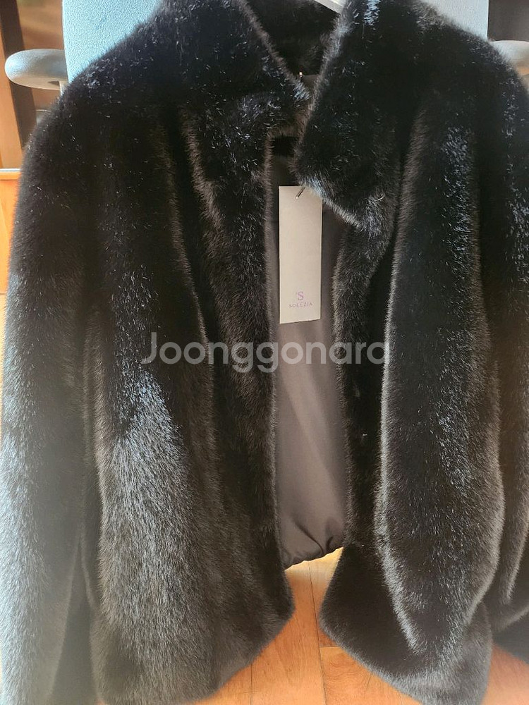 에스솔레지아 숏 에코퍼 자켓 블랙 프리사이즈 택포--1