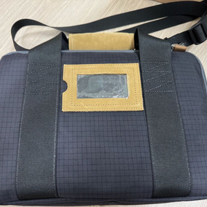 아크네 스튜디오 랩탑 케이스 가방