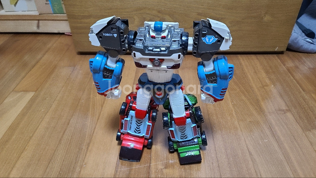 또봇 델타트론 구성품다있고 상태아주좋아요--0