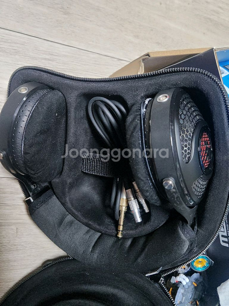 아톰 헤드폰 에디션 유토피아 판매 합니다--0