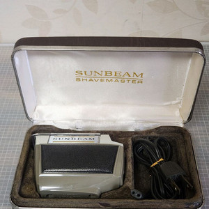 60년대 고급스런 Sunbeam 빈티지 면도기 입니다