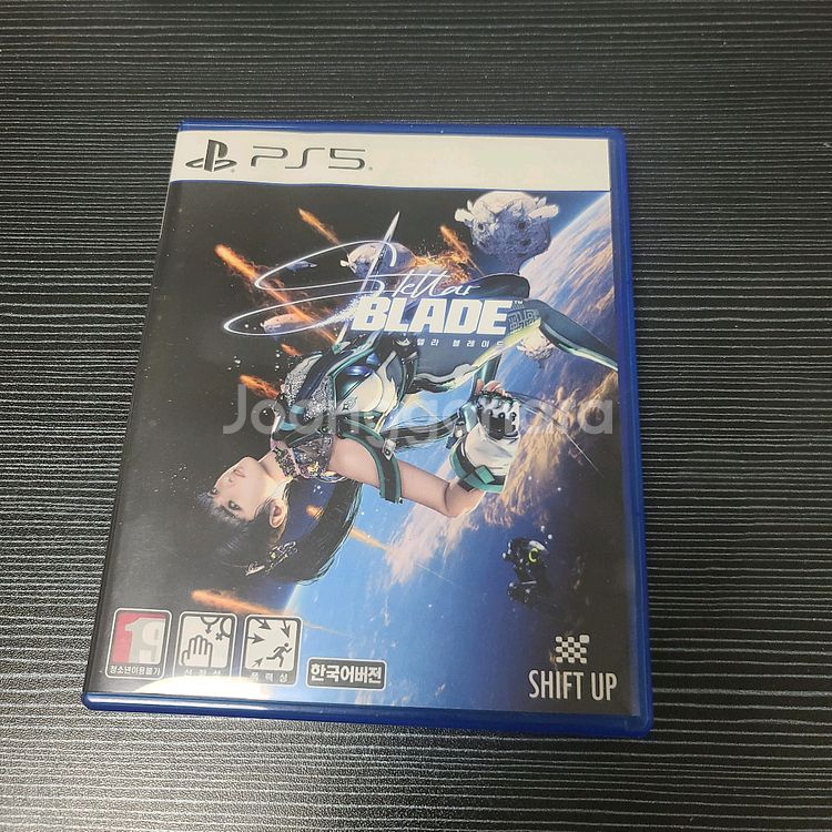 PS5 스텔라 블레이드 판매합니다.--0
