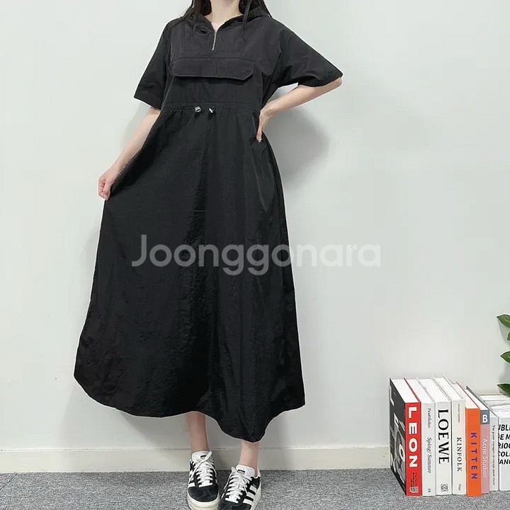 새상품) 블랙 후드 바스락 롱 원피스(55~88)--3