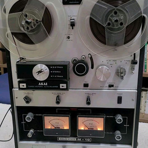 아카이 릴 데크