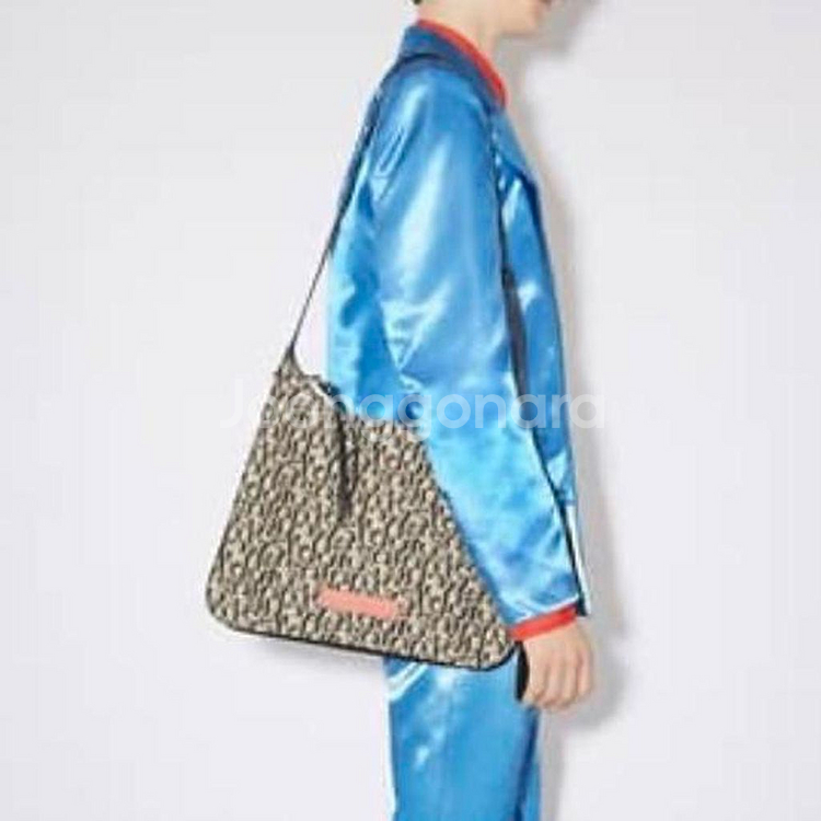 아크네 스튜디오 모노그램 PLATT 백--1