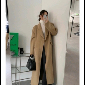 리즈오브 울100% 핸드메이드 코트(새상품)