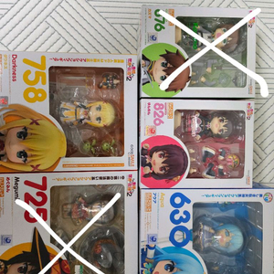 코노스바 넨도로이드 팝니다.