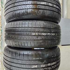 중고타이어 225 50 17 판매합니다. 오페라 타이어