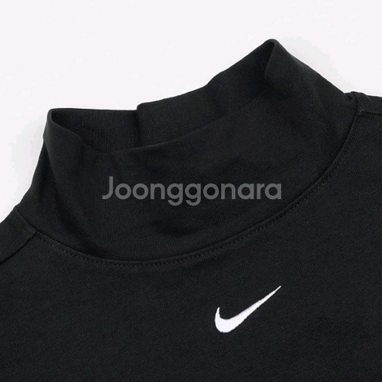 나이키 블랙 터틀넥 티셔츠--3