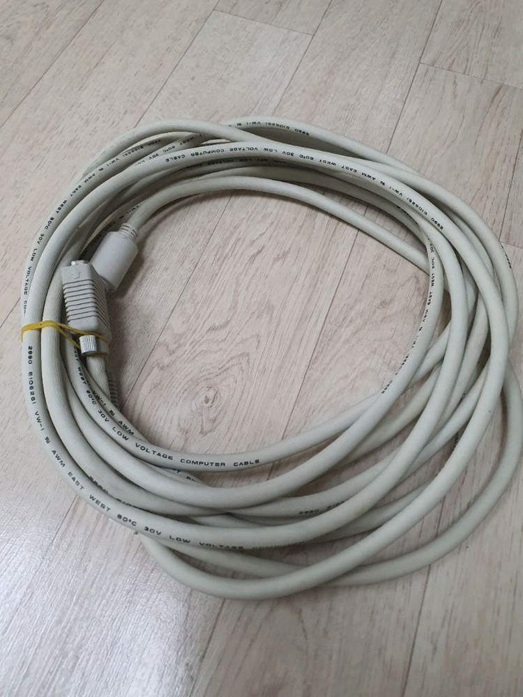 컴퓨터 모니터 연결 케이블 본체 연결선 7미터 좋아요 이미지