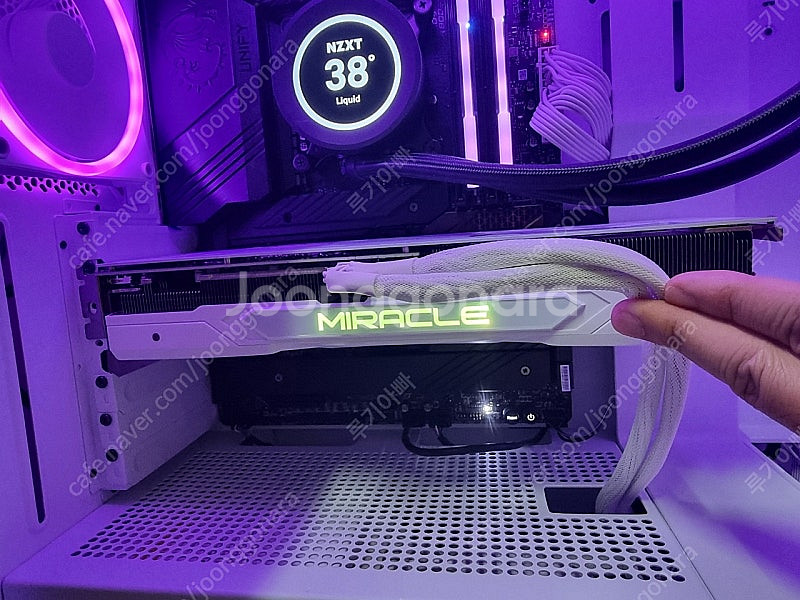 이엠텍 RTX 4070 Ti SUPER MIRACLE--1