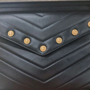 샤넬 한정판 클러치 블랙