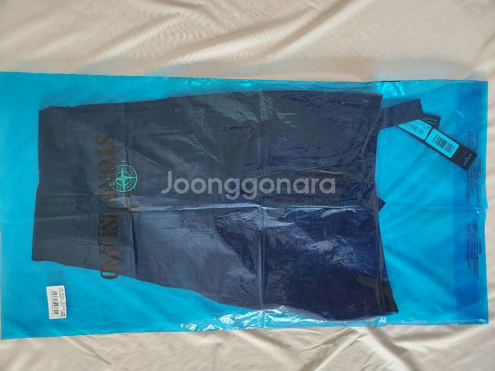 스톤아일랜드/SS시즌 올드이펙트 카고 팬츠 블랙/30--1