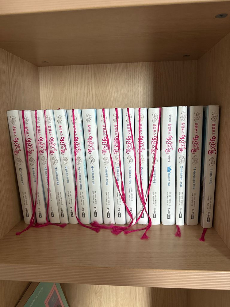 올림포스 여신스쿨 1-15권+특별판 1권. 총 16권--0