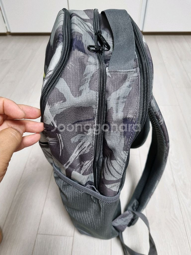 나이키 백팩 (택달린 새재품입니다)--1