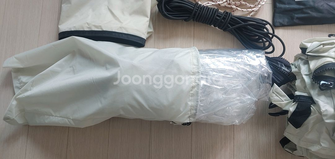 캠빌 카크닉 차박텐트 쉘터형 L 판매합니다--4