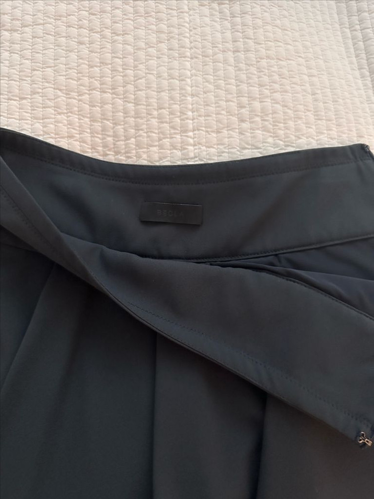 비클라 랩플리츠 스커트 시착상품--2