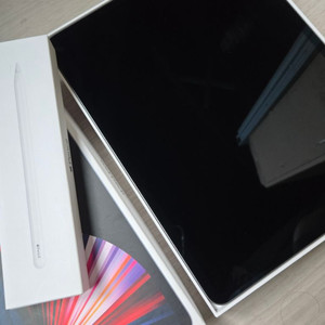 S급 아이패드 프로5세대 12.9 256gb + 애플펜