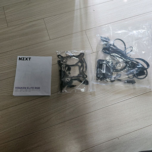 NZXT KRAKEN ELITE 용 허브및 부속나사들
