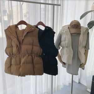 후드 패딩 조끼 허리스트링 블랙