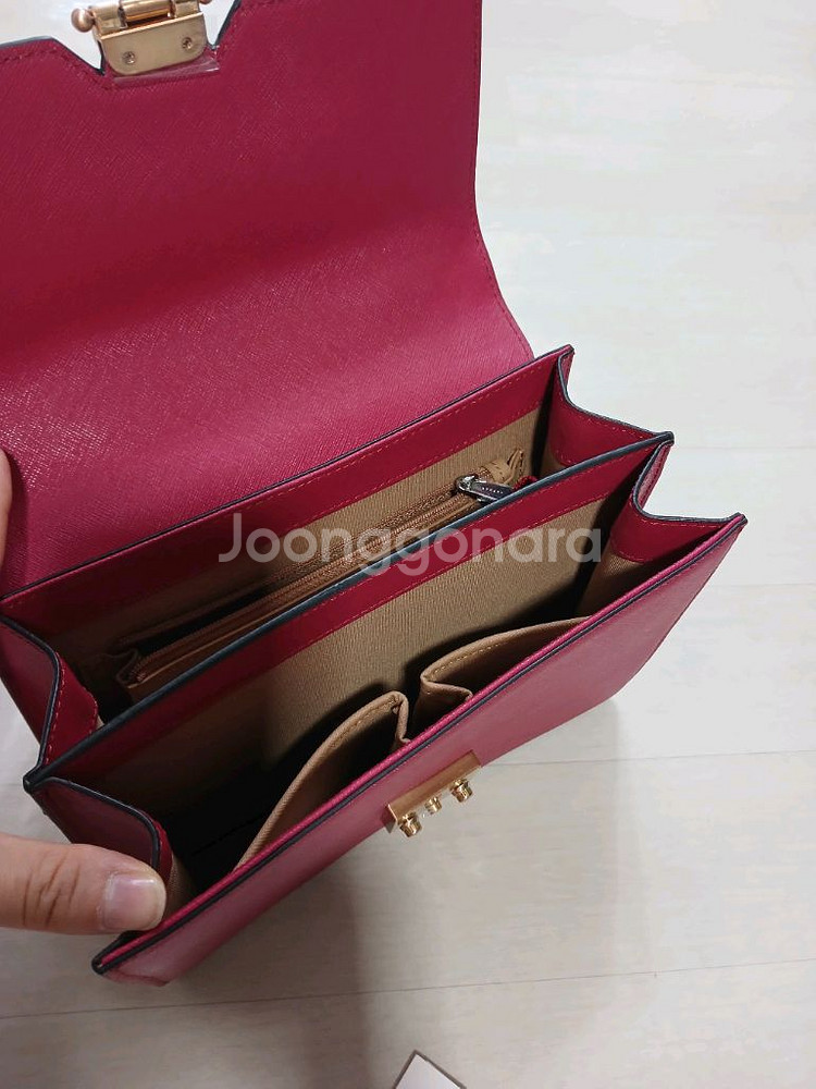 새상품 러브캣 소가죽가방 398000--2