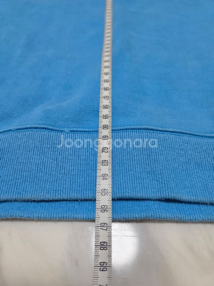 발렌시아가 오버핏 맨투맨--4