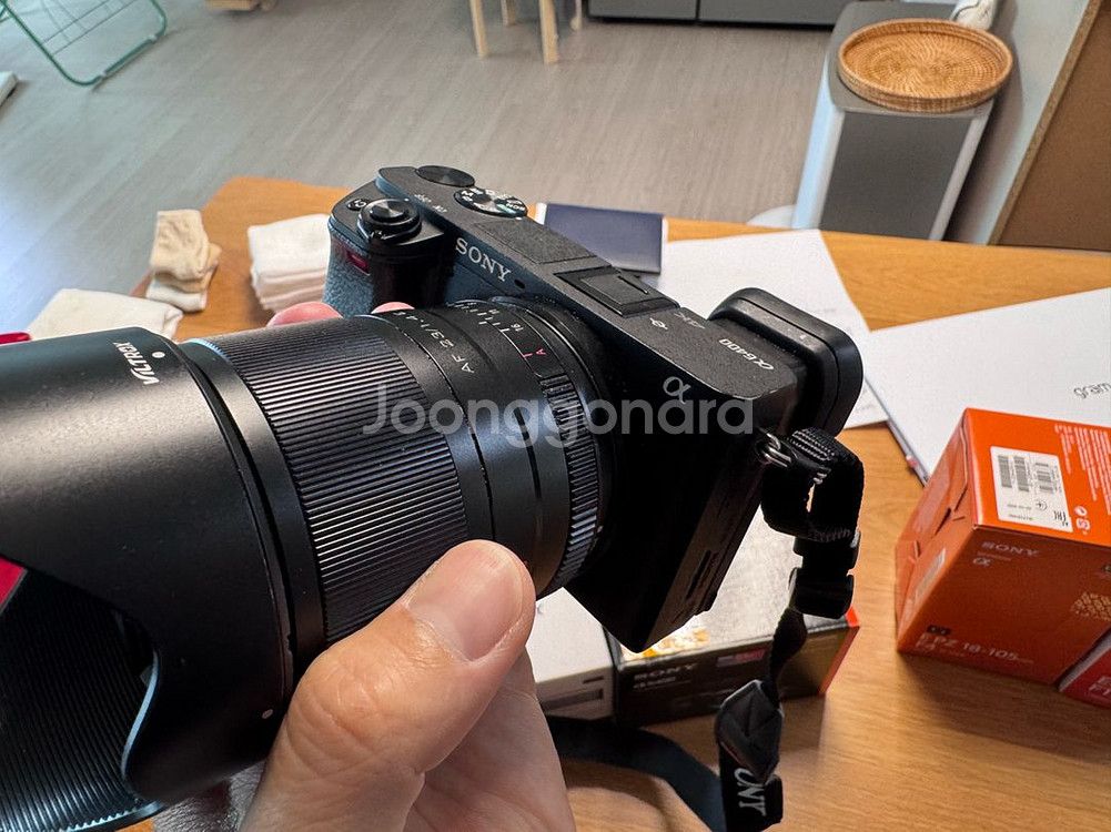 소니 미러리스 카메라 a6400(본체) + 렌즈3개--4