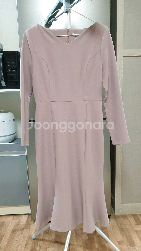 [새제품] 여성66 더 아이잗 원피스 무료배송--1