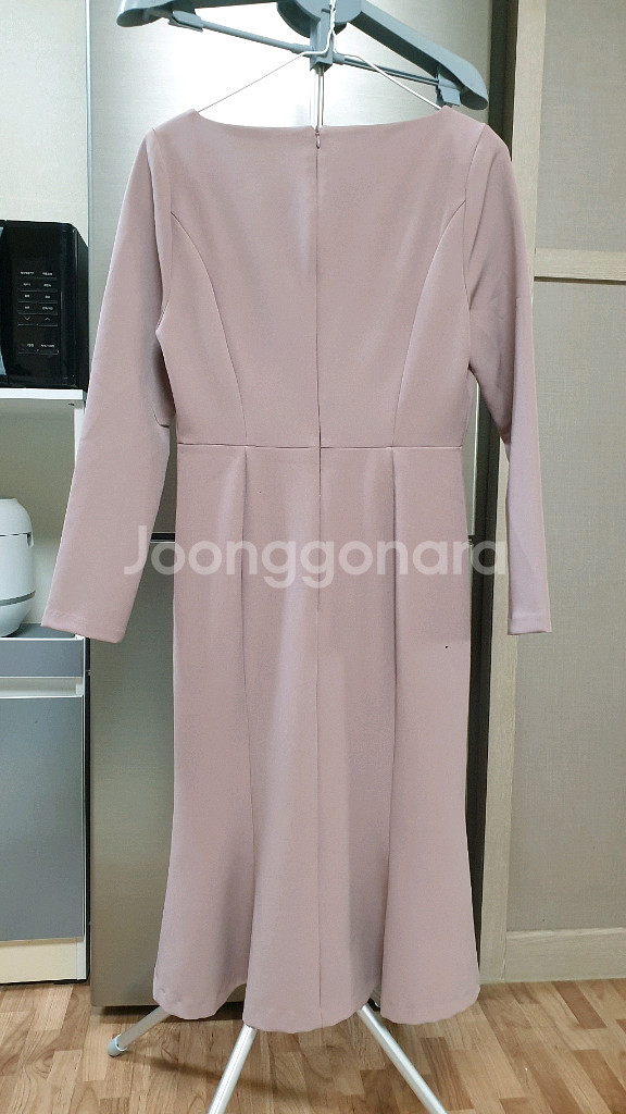 [새제품] 여성66 더 아이잗 원피스 무료배송--4