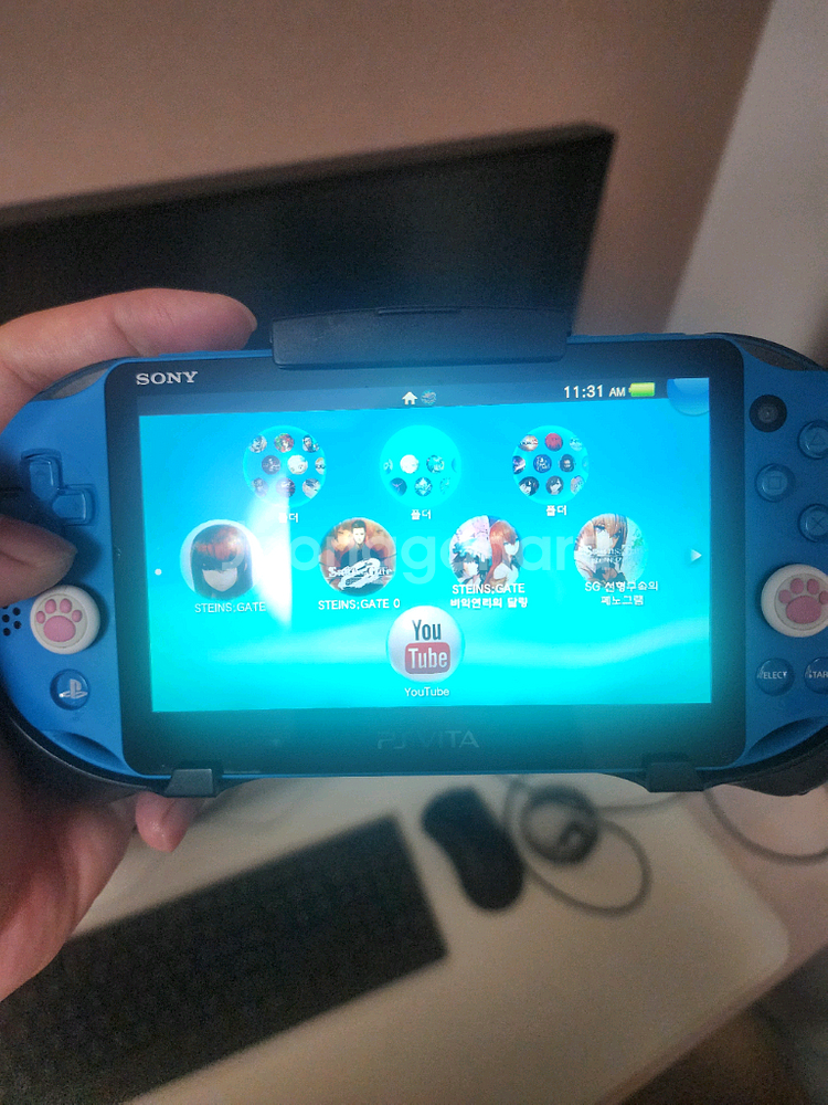 ps vita 2세대 블루 + 그립케이스 팝니다--1