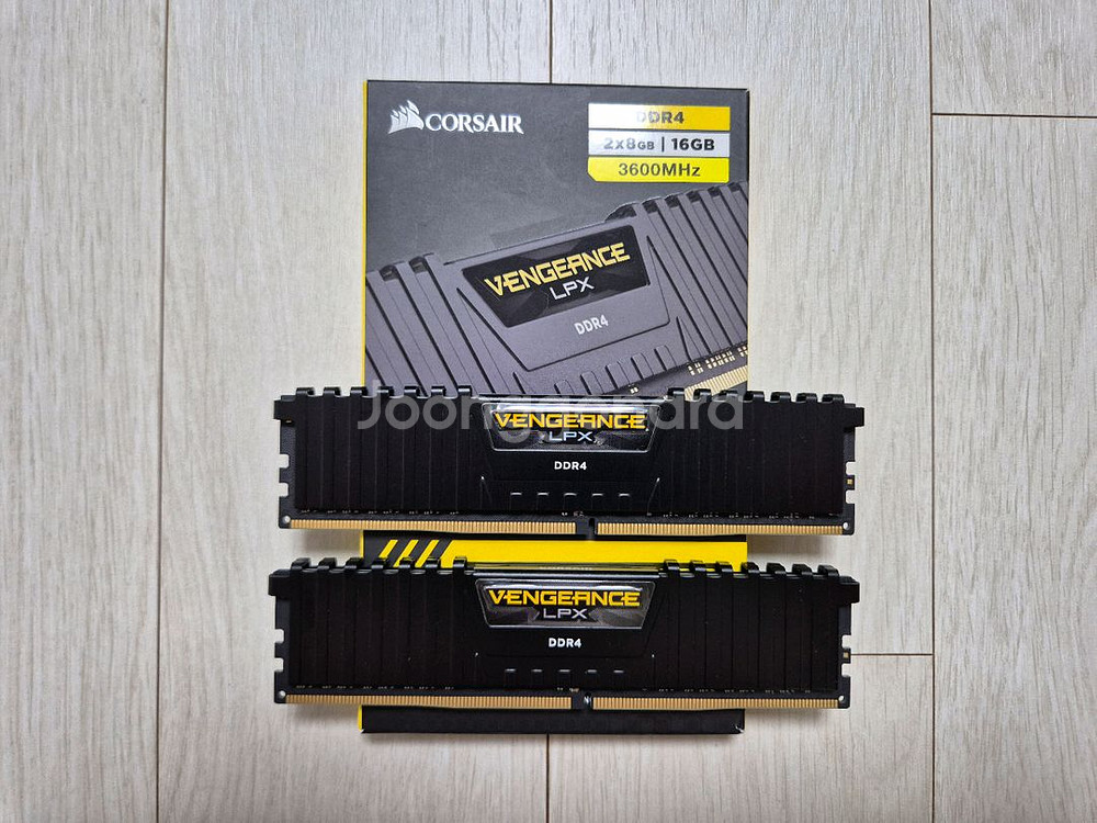5600XT + b550i + RAM 반본체 팝니다.--3