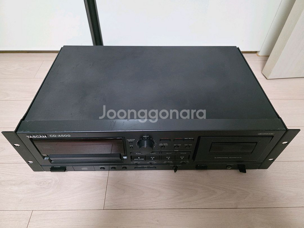 타스캠 CD-A500 CD/데크 플레이어--4