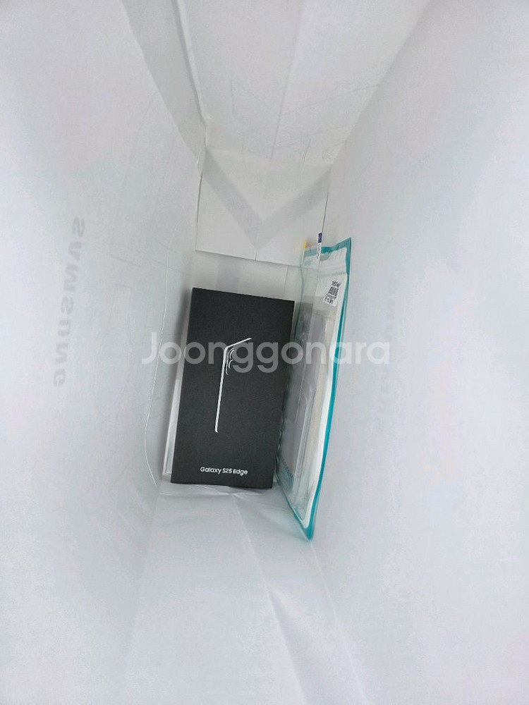 백화점구입 [미개봉 자급제] 갤럭시 s25 엣지 256--1