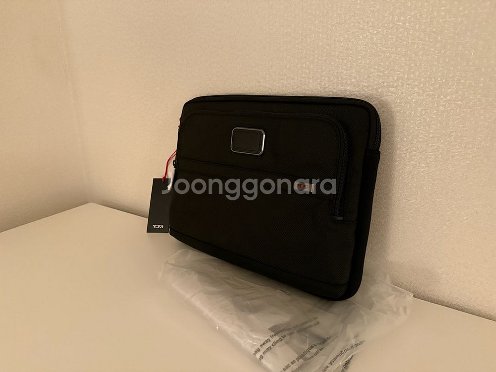 새상품 투미코리아 미디엄 노트북 커버 투미 노트북커버--1