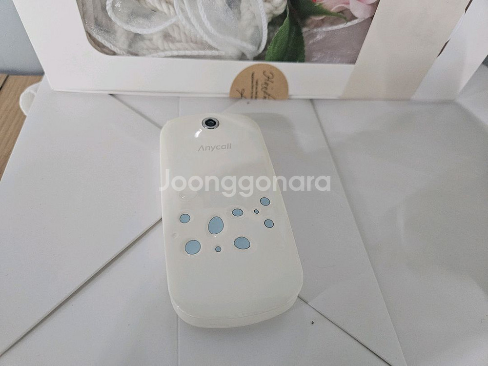 삼성 W9100 조약돌폰 화이트 A급 초레어폰--2