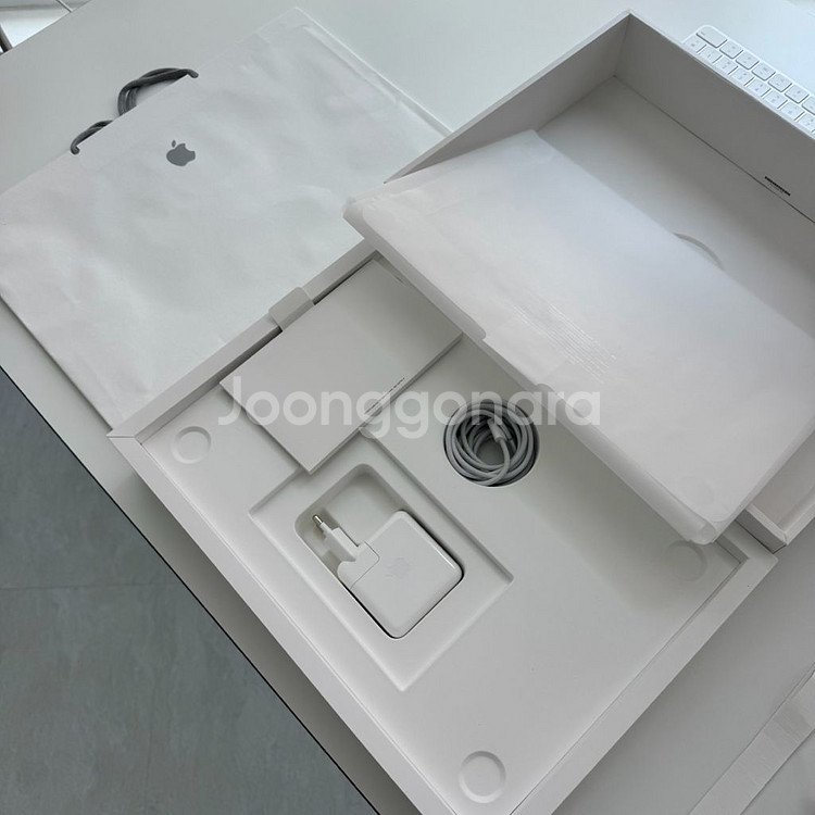 맥북 에어 M3 15인치 애케플 1TB 24GB 영문--2