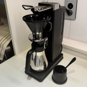 [s급] 발뮤다 더브루 커피머신+하리오 종이필터(선물)