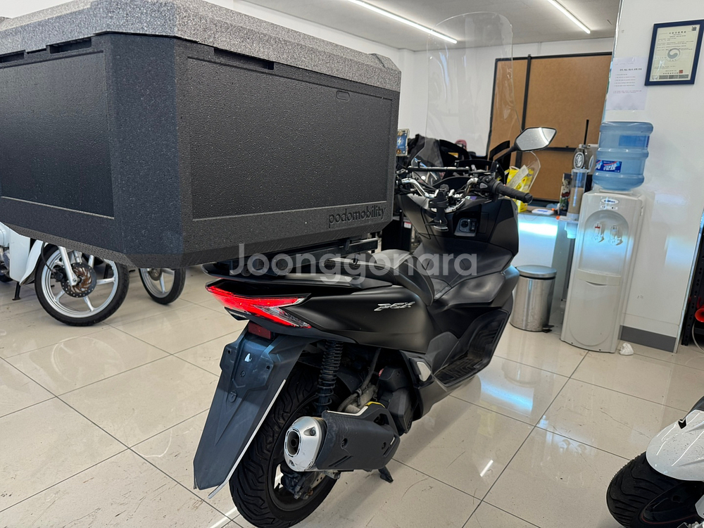 pcx125 22년식 싸게팝니다--3