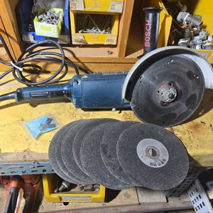 보쉬유선그라인드gws20-230 이미지