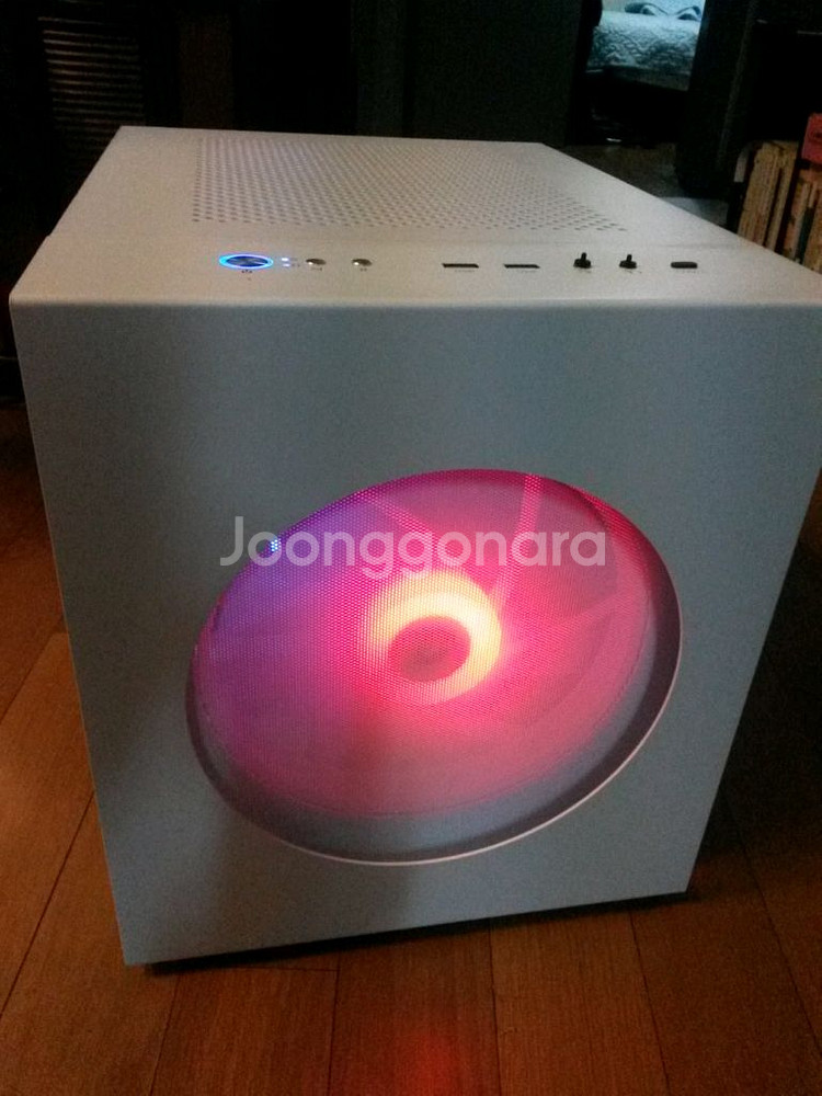 SUITMASTER U1000 ONE ARGB 케이스--0