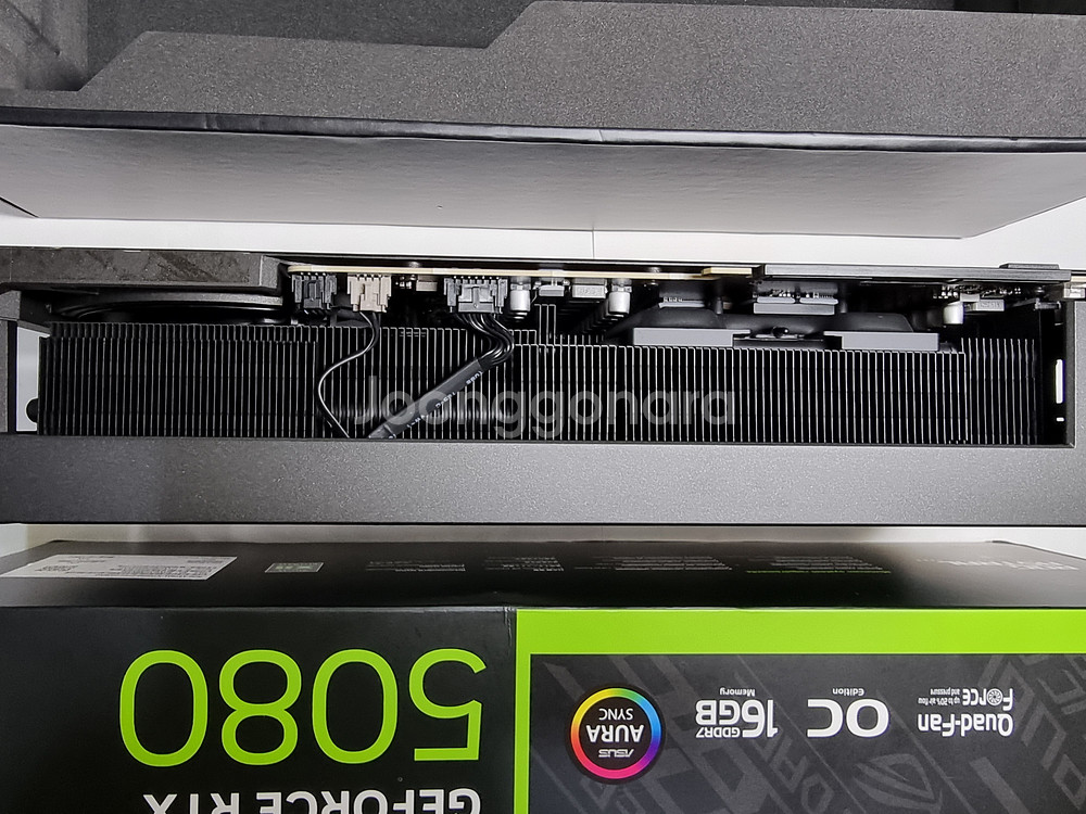 ASUS ROG Astral 5080 OC 대원씨티에스--4
