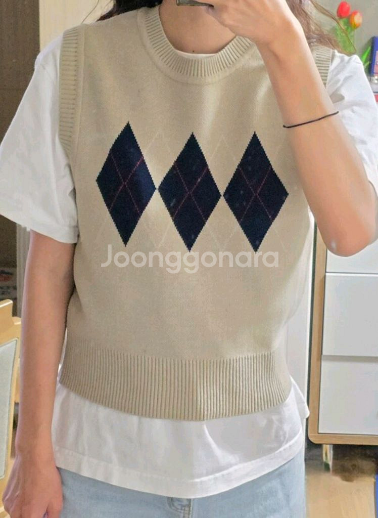 시야쥬 니트 베스트 베이지 (태연 착용)--3