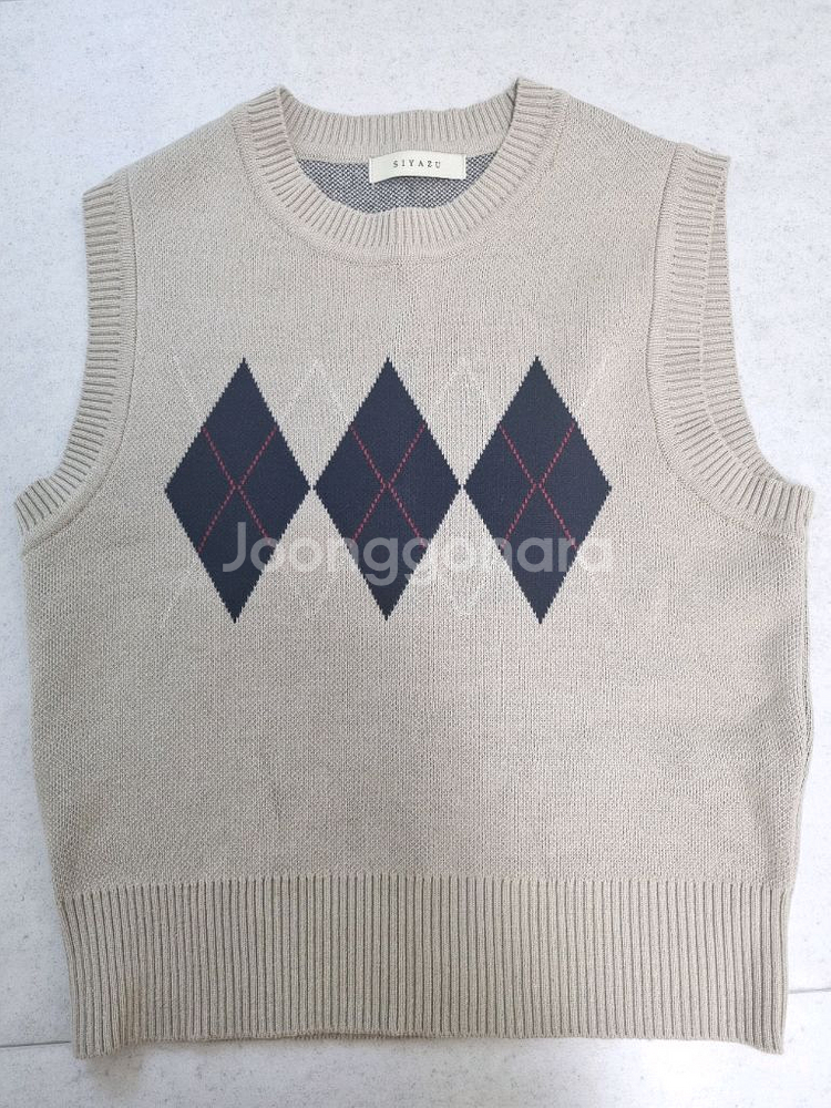 시야쥬 니트 베스트 베이지 (태연 착용)--6