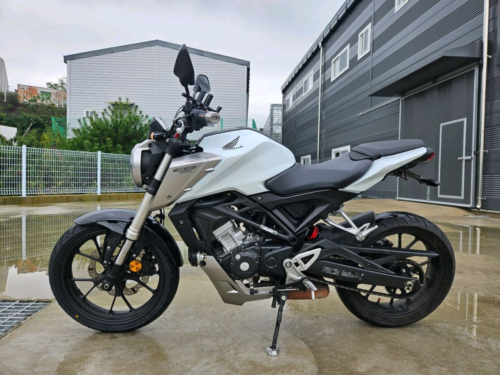 CB125r/18년식/1만키로/255만원 이미지