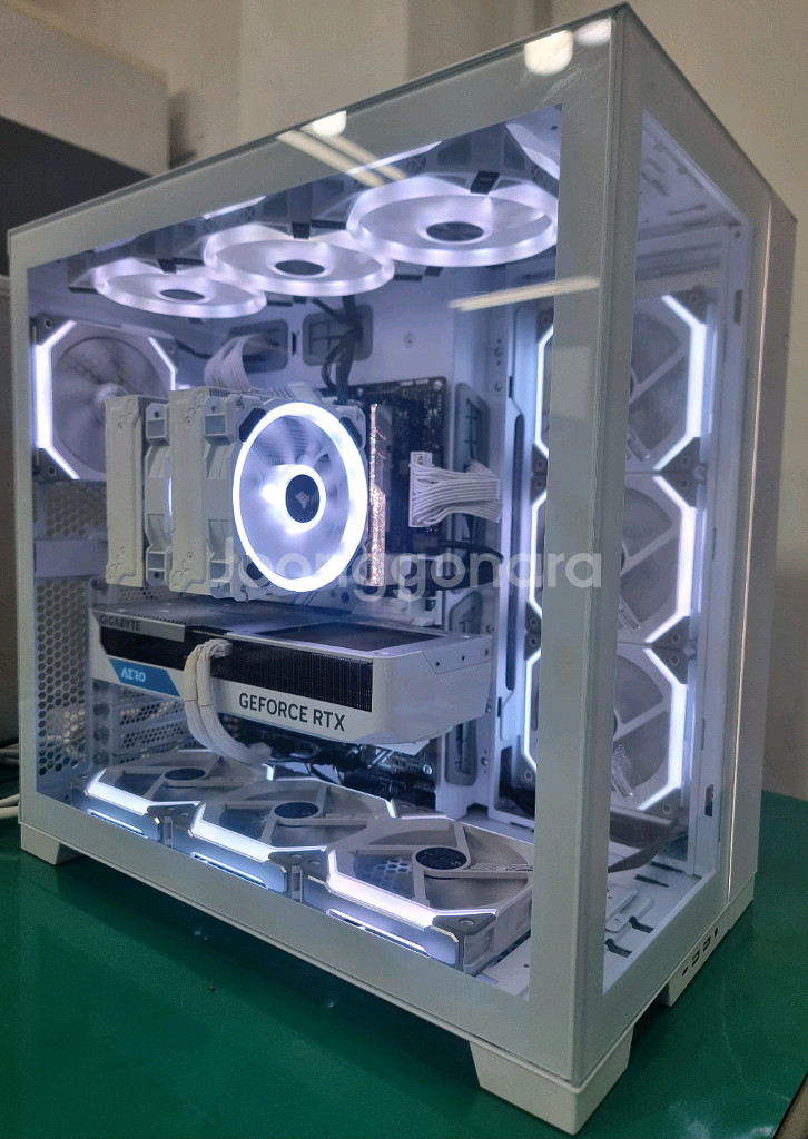 13600K Z690 32GB 4070TI SUPER--0