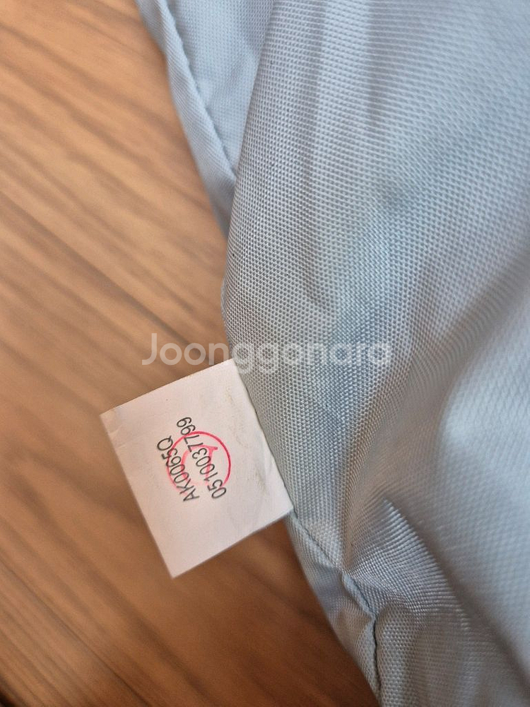키플링 시셀리 숄더백 네이비 색상입니다가로 약 40cm--4